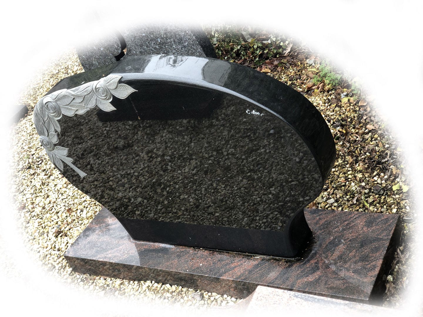 Grafsteen Zwart & Aurora Red graniet 60