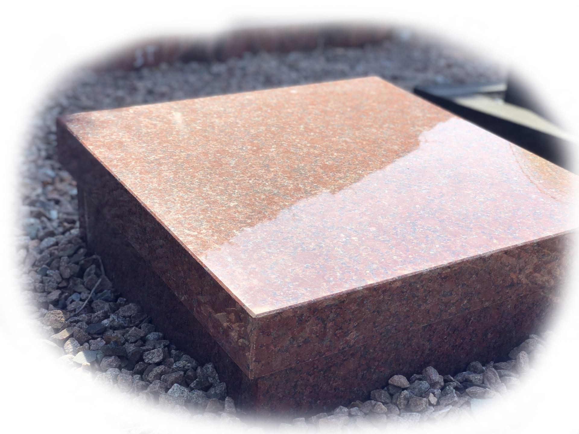 Grafsteen Red Imperial 32