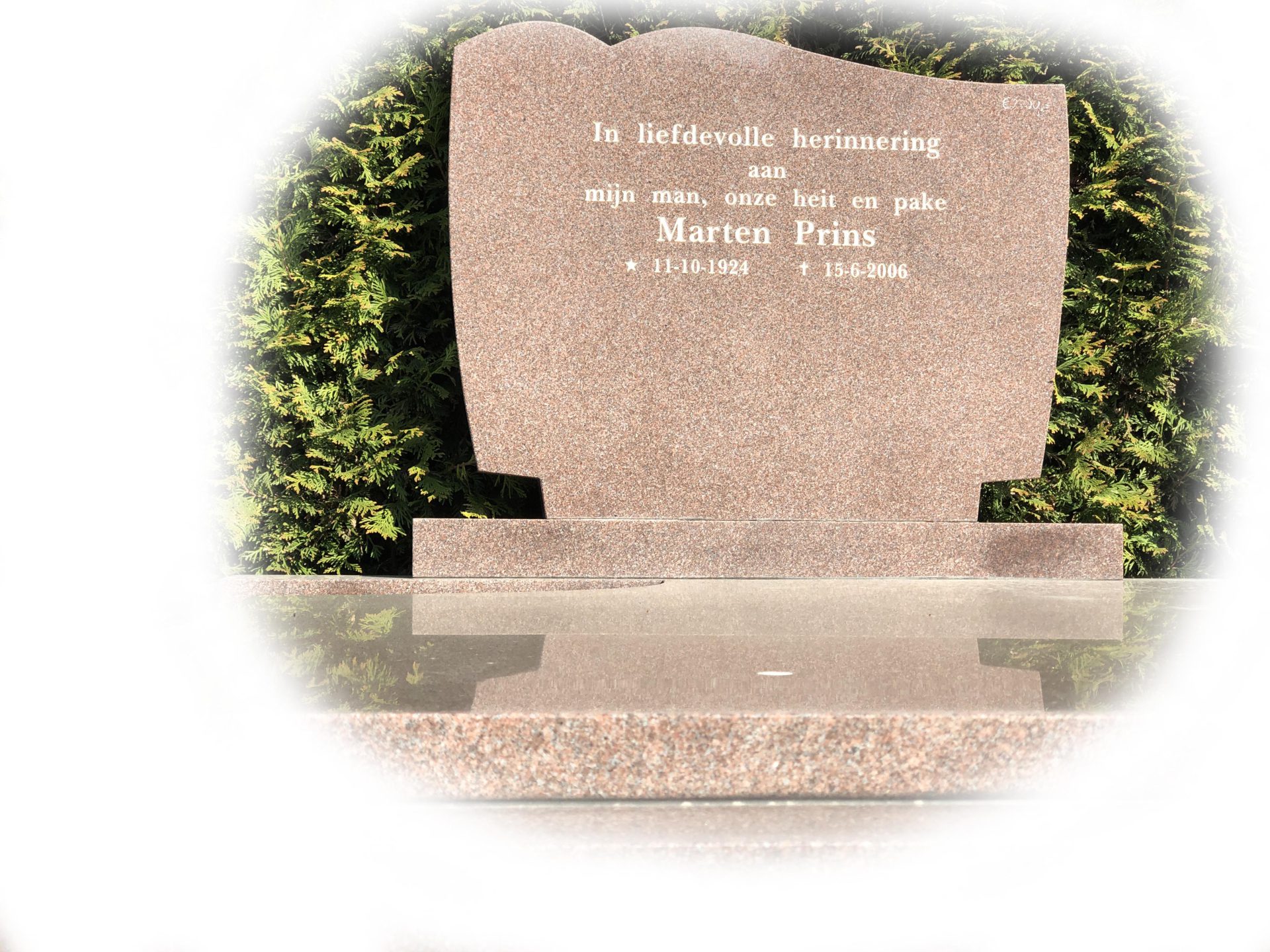 Light Red Graniet 74